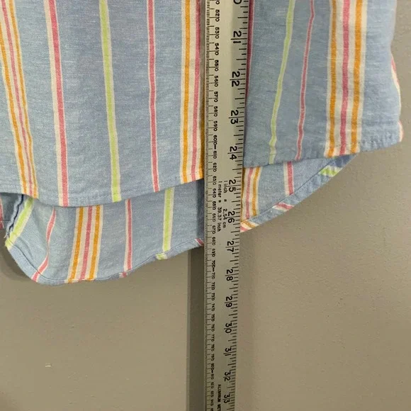 Crown & Ivy blue linen blend striped flutter sleeve split v‎ neck blouse. Size M - Picture 5 of 6